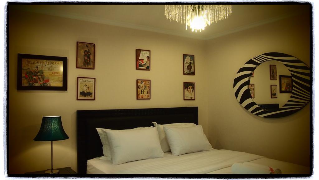 Ciwulan 36 Guest House Bandung Buitenkant foto