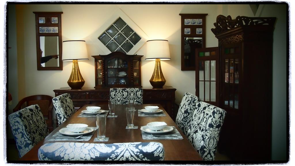 Ciwulan 36 Guest House Bandung Buitenkant foto