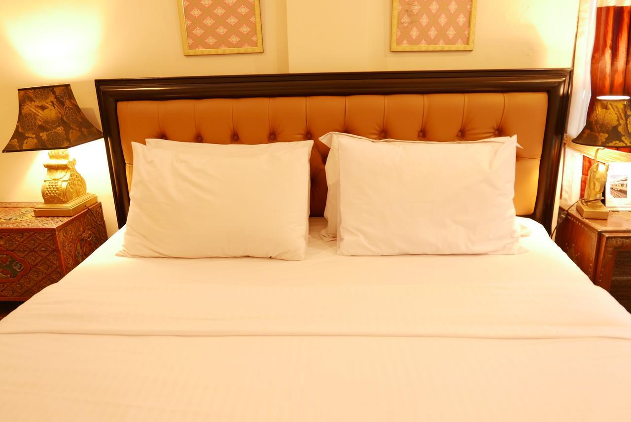 Ciwulan 36 Guest House Bandung Buitenkant foto