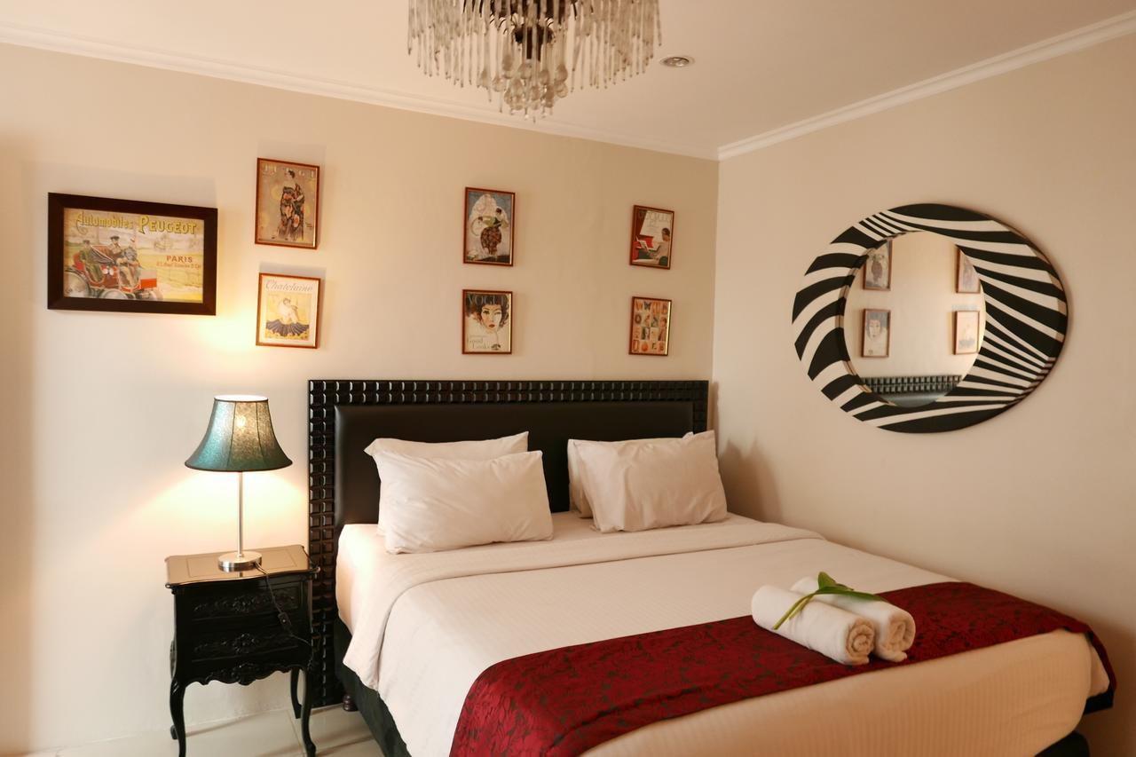 Ciwulan 36 Guest House Bandung Buitenkant foto