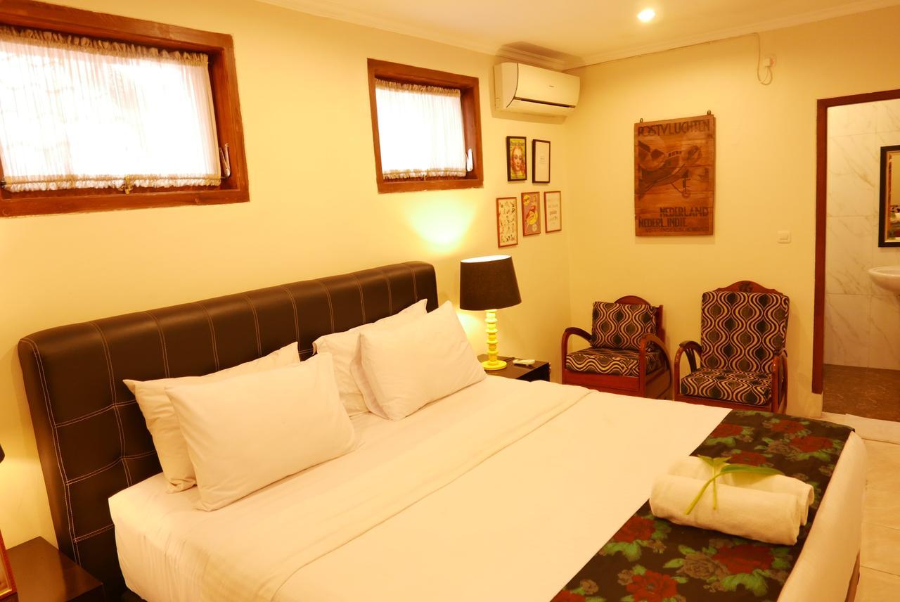 Ciwulan 36 Guest House Bandung Buitenkant foto