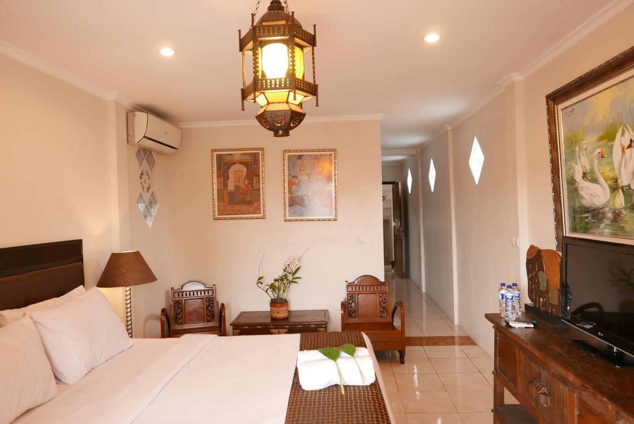 Ciwulan 36 Guest House Bandung Buitenkant foto